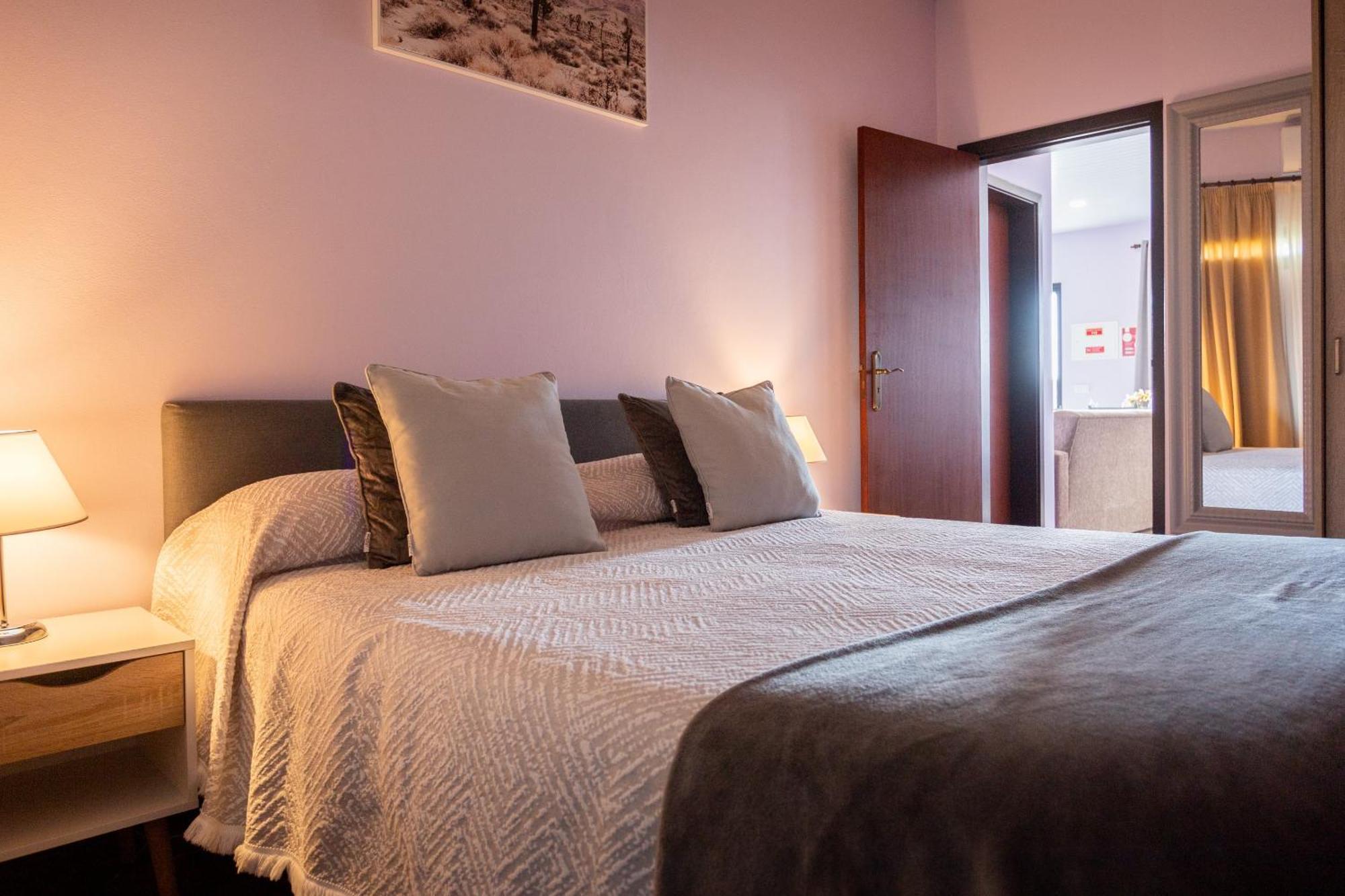 Village Center Two Bedroom Apartment Porto Moniz Exterior photo